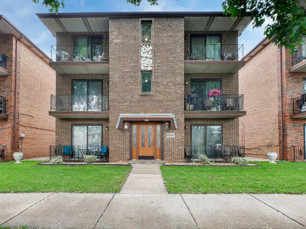 6535 W 64th Pl APT 1W, Chicago, IL 60638