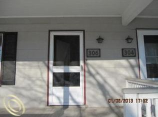 304 Euclid St, Mount Clemens, MI