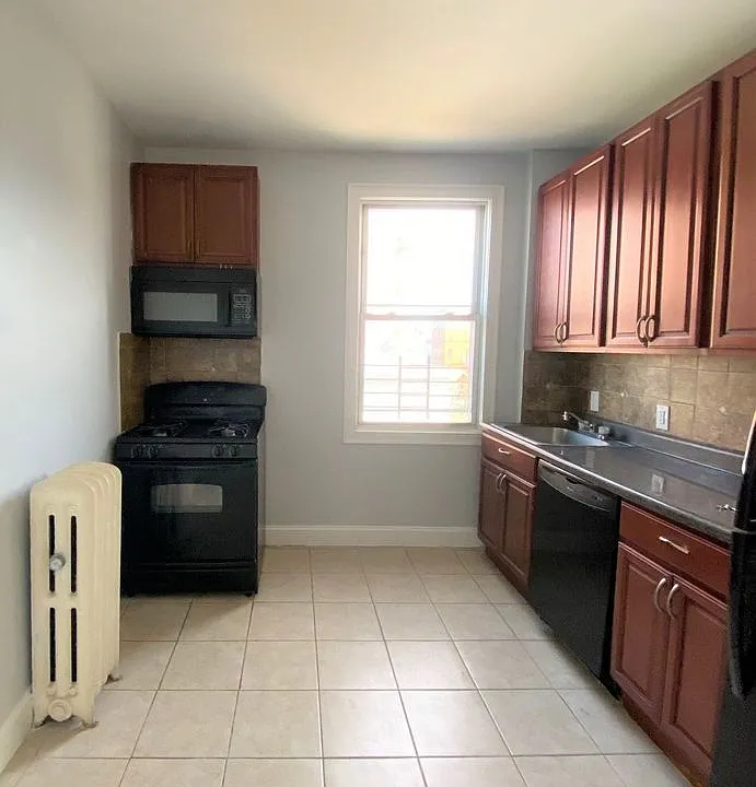401 401 6th Street LLC