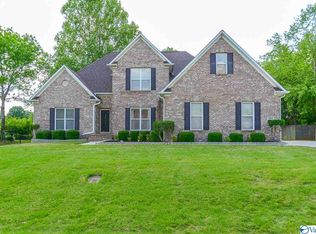 140 Hedgestone Dr, Huntsville, AL 35806