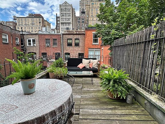 2nd image of 27 W 70th St APT 2D
