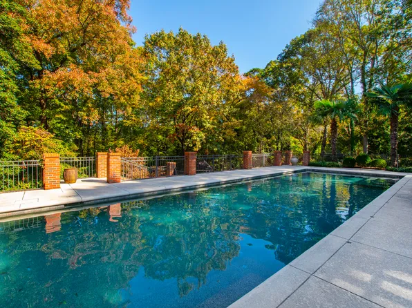 303 Laurel Hill Rd, Chapel Hill, NC 27514