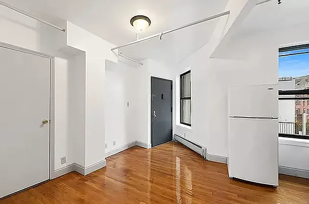 Rented by REAL New York | media 2