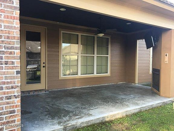 2nd image of 105 Scarlet Oak Dr