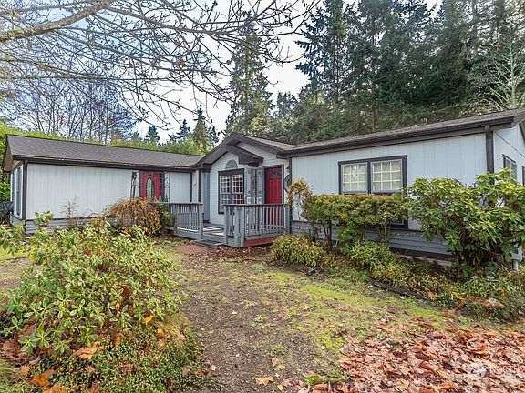 3rd image of 54 Evergreen Lane