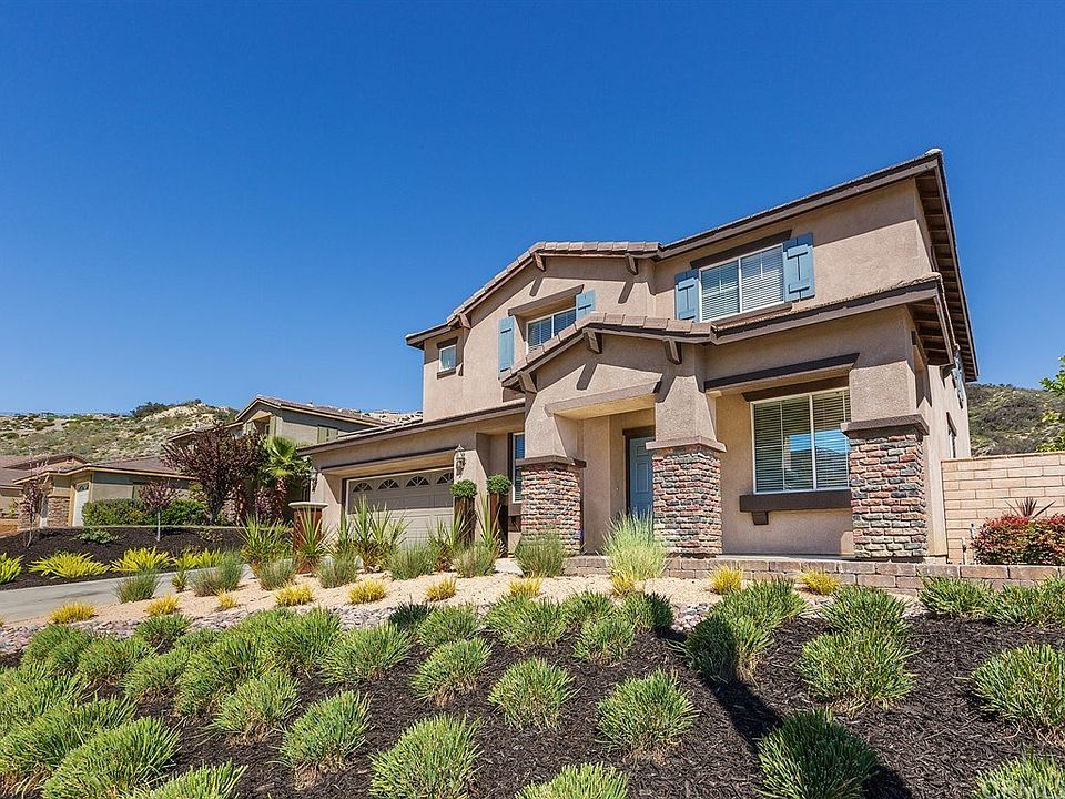 1st image of 29360 Gateway Dr
