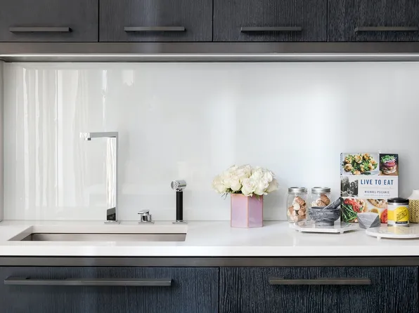 70 Charlton Street image 1 of 13