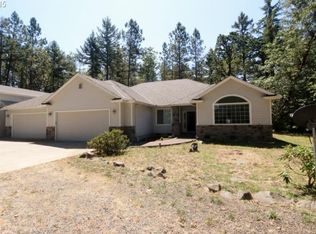 25700 Jeans Rd, Veneta, OR 97487