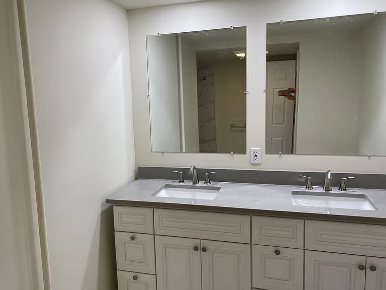 5801 Walnut St #1 — Photo 10