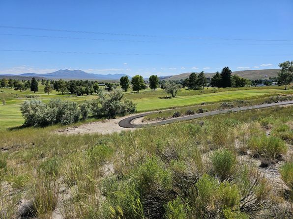 286 Bacarrat Ct, Jackpot, NV 89825