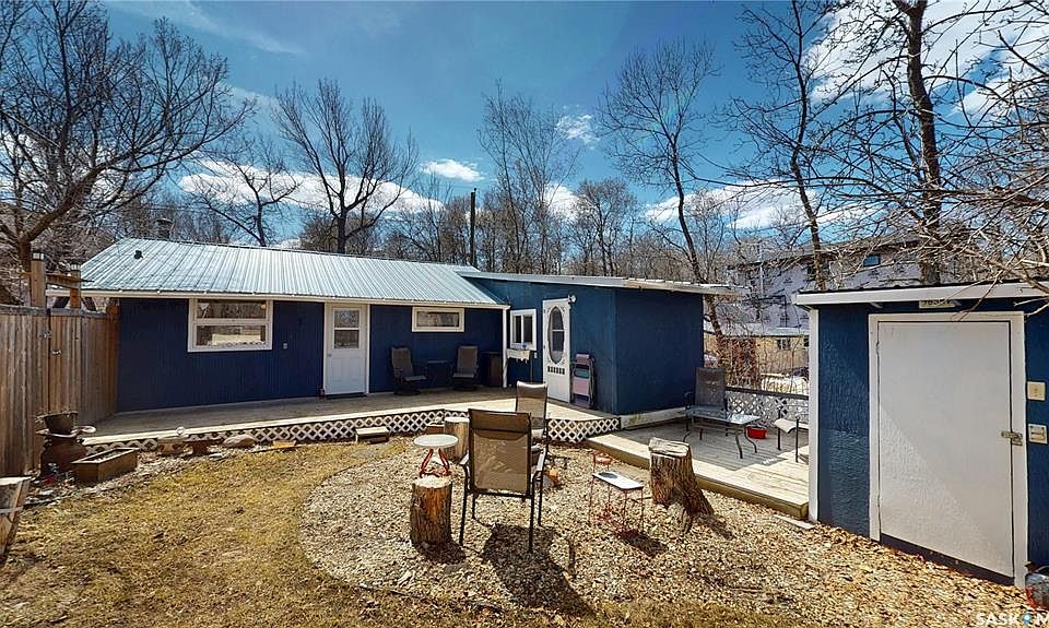 1st image of 764 Ennis AVENUE
