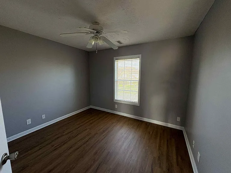 1213 Chinook Cir — Photo 39