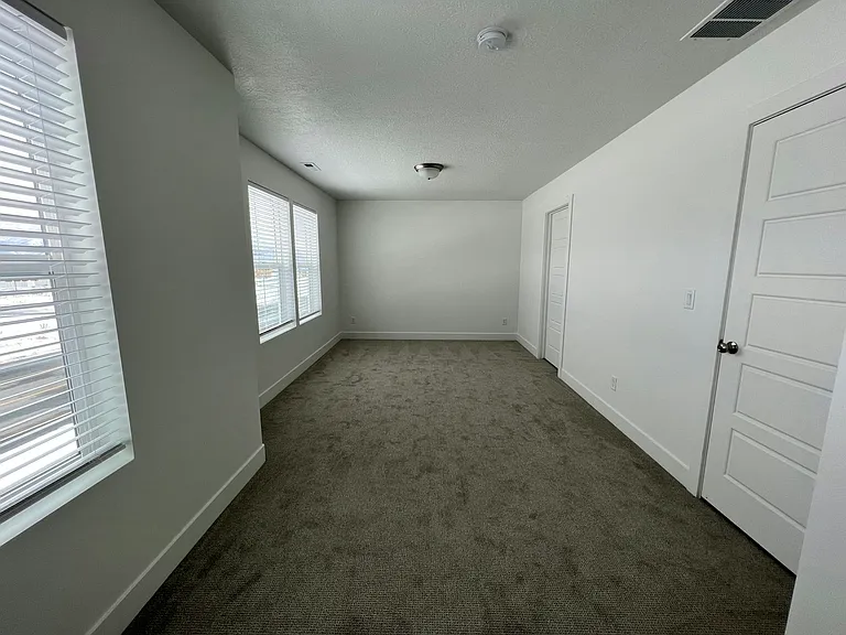 2025 S Sawmill Blvd — Photo 42