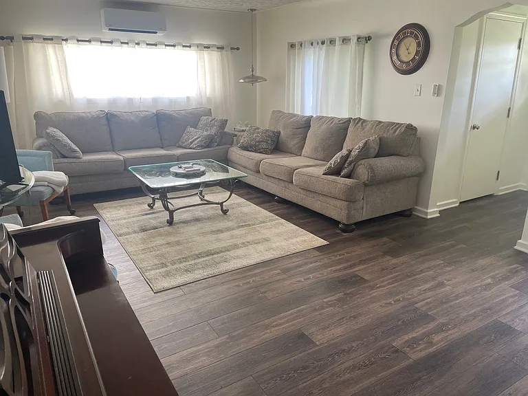 1010 S Maple St — Photo 7