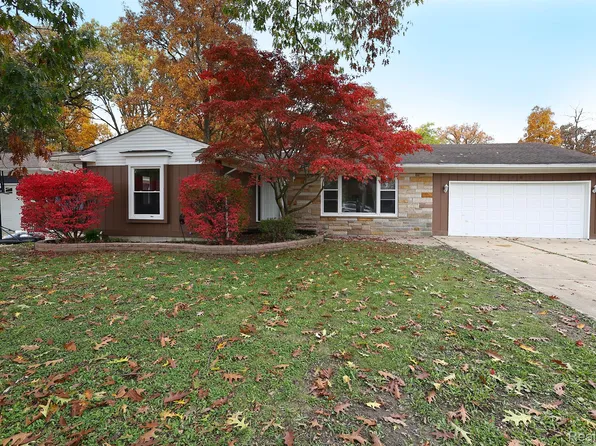 25987 Matilda Ave, Flat Rock, MI 48134
