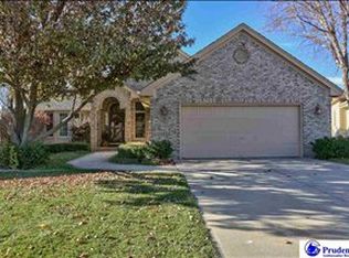 1923 N 132nd Avenue Cir, Omaha, NE 68154