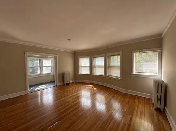 Bright, Spacious 3BR in Prime Upper East Side, 2534 N Prospect Ave #D, Milwaukee, WI 53211
