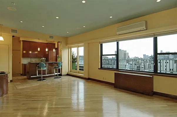 Sold by Citi Habitats | media 11