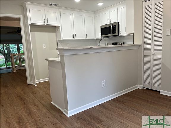 4th image of 52 Dame Kathryn Drive