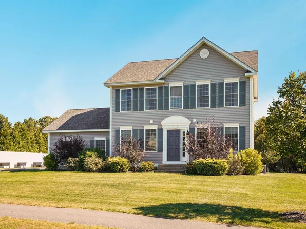 158 Windswept Road, Manchester, NH 03109