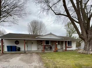 738 Richard St, Vassar, MI