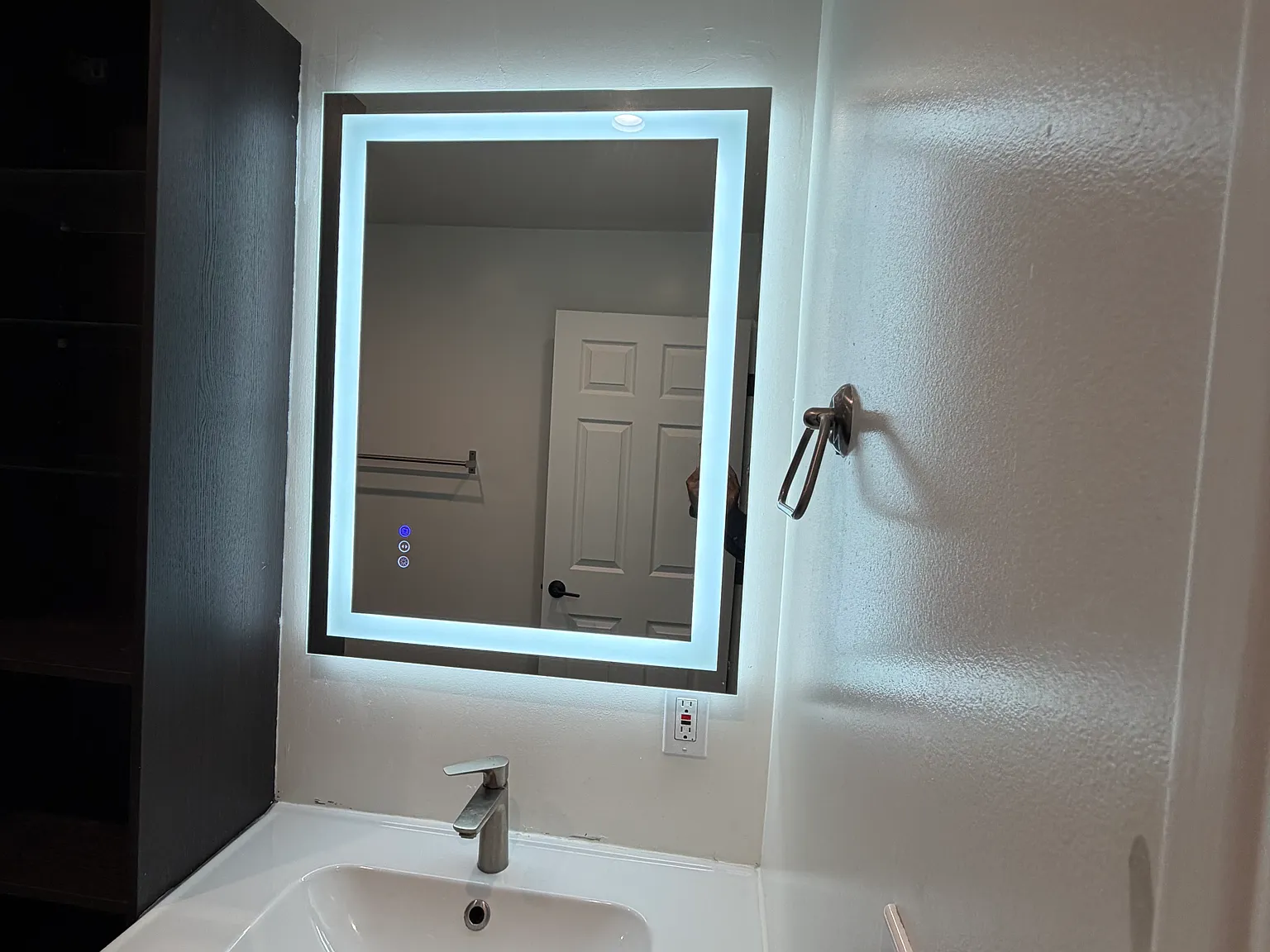 3 bed, 1350 sqft, $4,200 — Photo 2