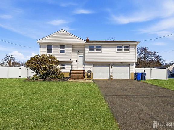 2nd image of 1427 Seminole Rd