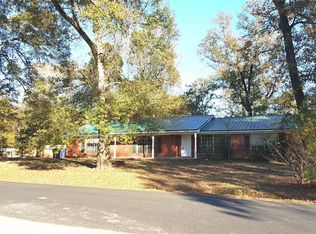 3100 Powell Rd, Huntsville, TX 77340