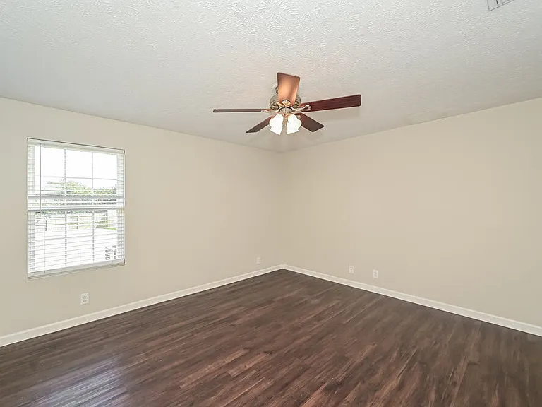 2722 Apostle Ln — Photo 7