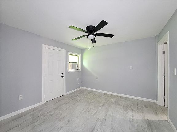 5th image of 5103 Karu Dr #A