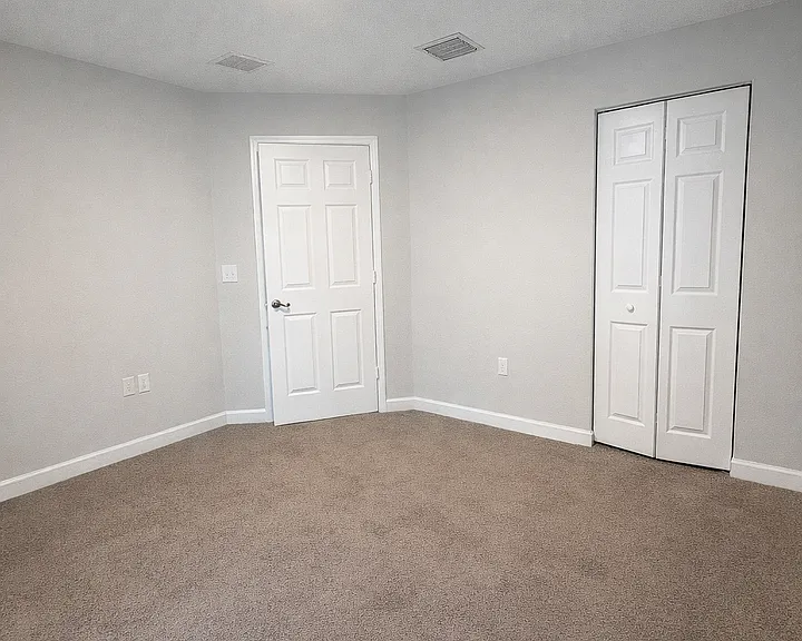 Summer Lake Estates — Photo 17