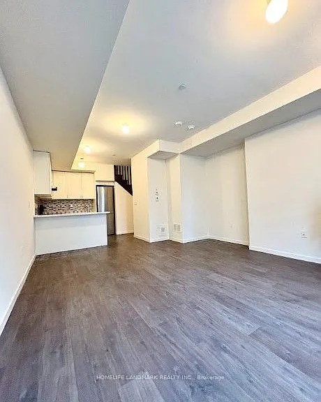 400 Alex Gardner Cir #83 — Photo 7