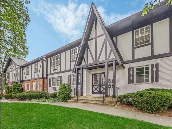 125 Parkside Drive, Suffern, NY 10901