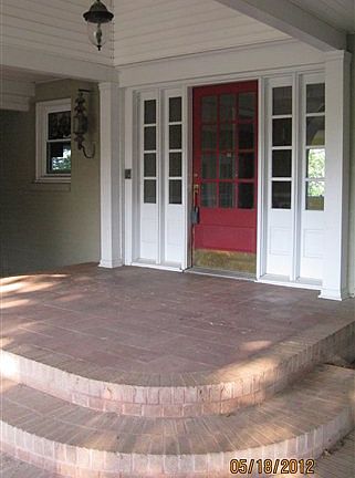3rd image of 3520 Bona Villa Dr