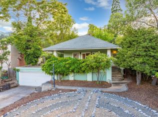 349 N Main St, Ashland, OR 97520