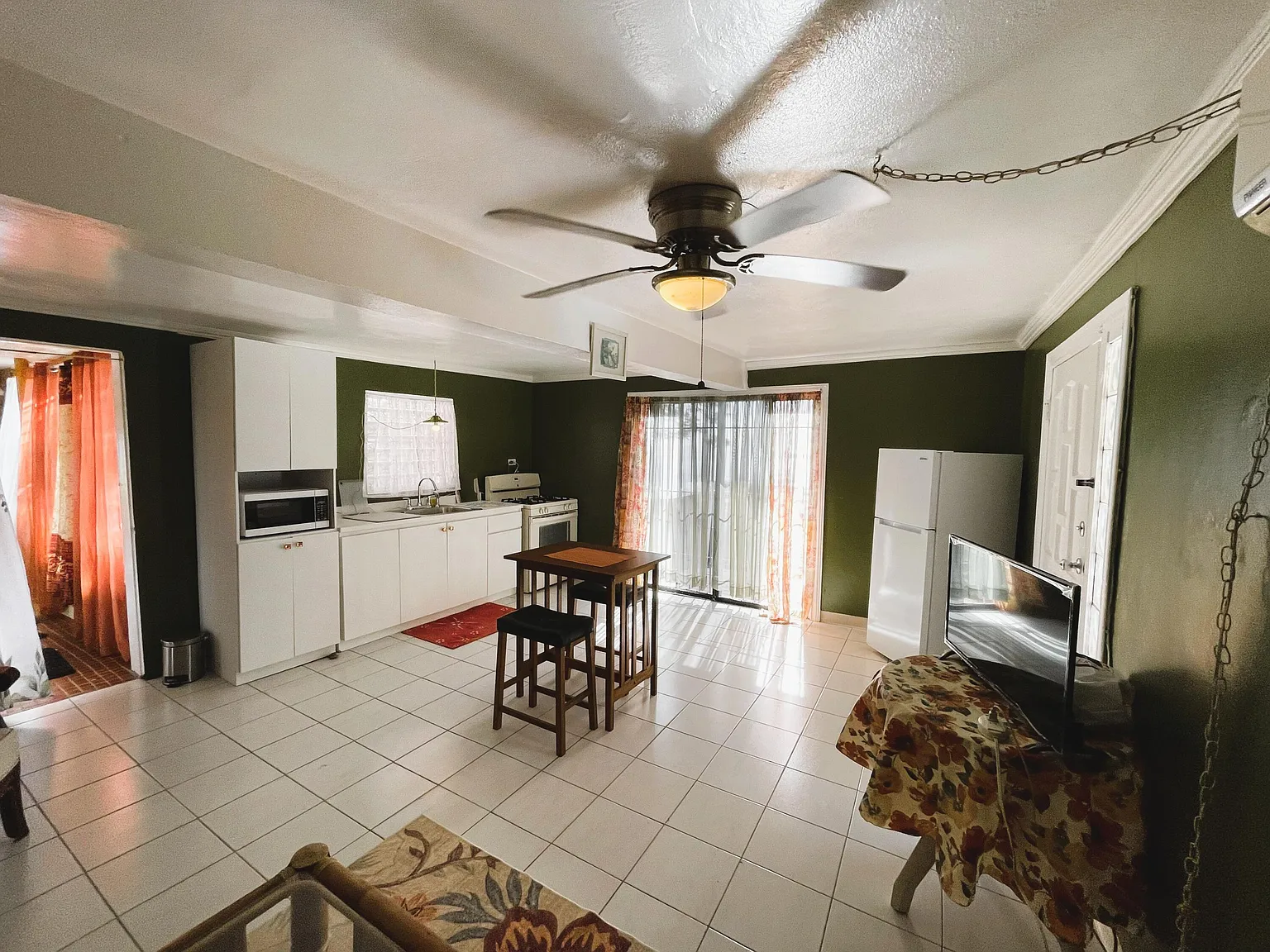 1 bed, $1,550 — Photo 4