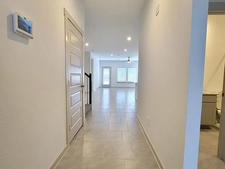 4915 Pine Haven Ln — Photo 6