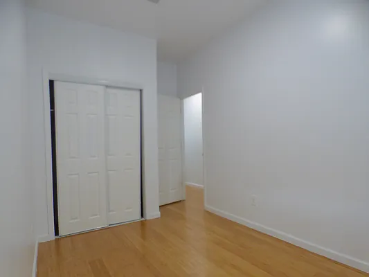 Rented by Tesla Realty Group LLC | media 26