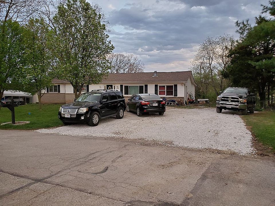 2nd image of 2528 Skyline Dr