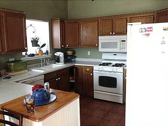 2nd image of 293 Leonainie Ct