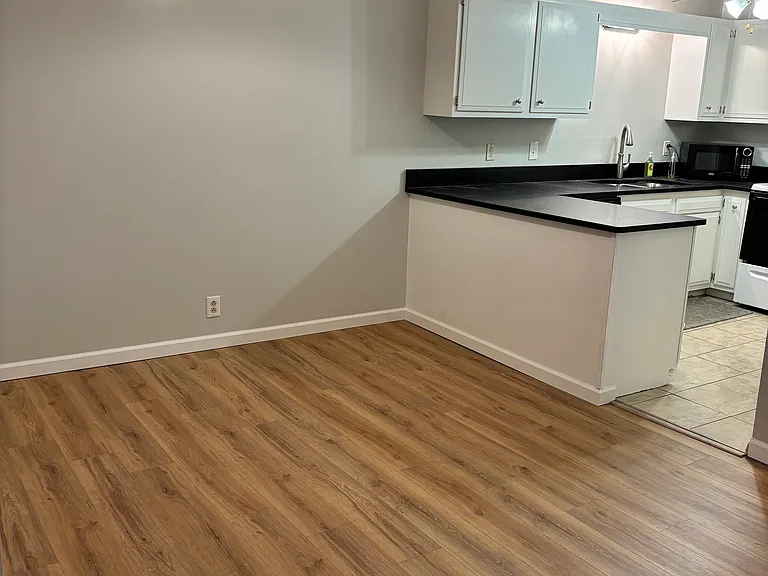 713 Ashlawn Pl #713 — Photo 2