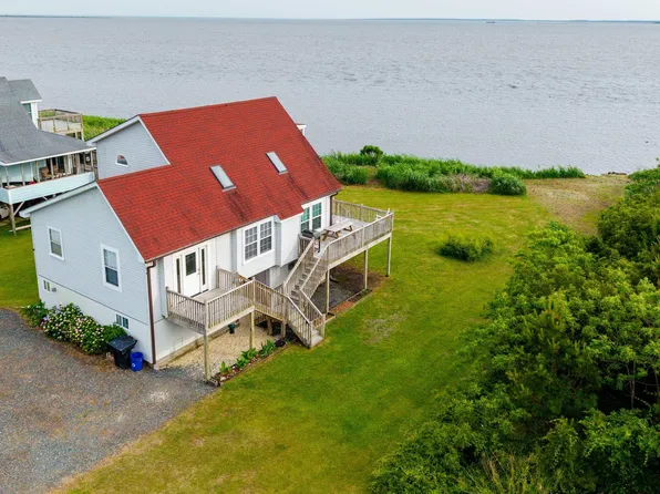 149 Bayview Dr, Stumpy Point, NC 27978