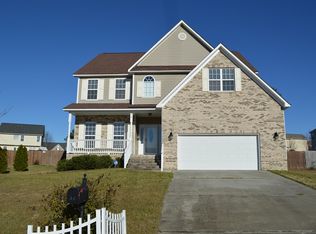 30 Haywood St, Spring Lake, NC 28390