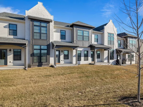 14146 Wilden Dr, Urbandale, IA 50323