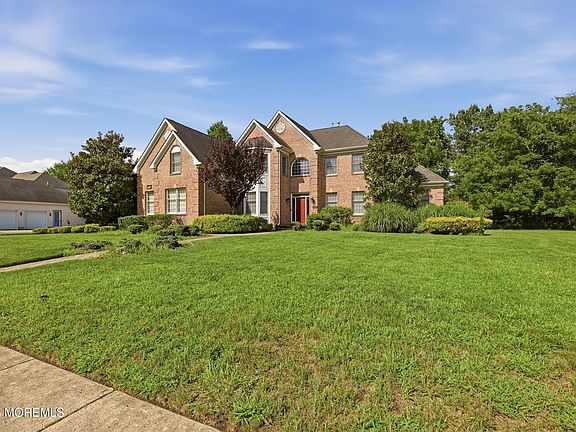 2nd image of 2290 Maple Manor Court