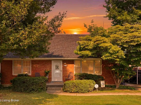 4302 Leaf Dr, Louisville, KY 40216