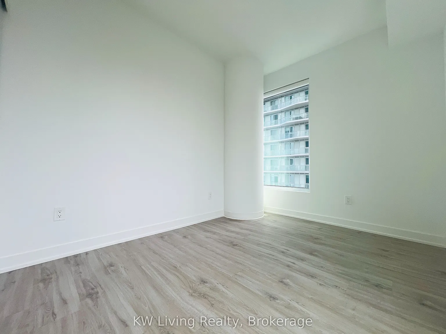 252 Church Condo — Photo 2