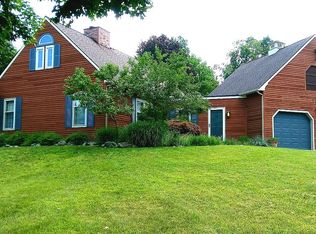 707 Weaver Cir, Kalamazoo, MI 49006