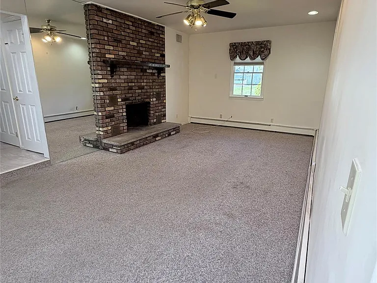216 Maple Ave — Photo 15
