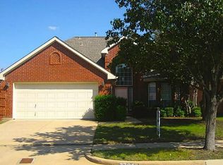7704 Beaver Head Rd, Fort Worth, TX 76137